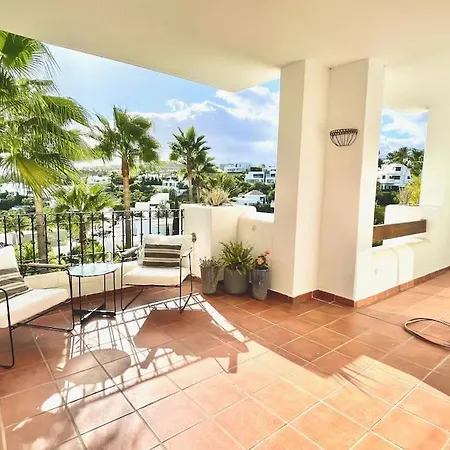 Precioso Y Acogedor Apartamento En Zona De Golf Estepona Exterior photo